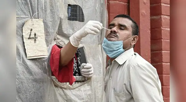 La también llamada mutación B.1.617 ha sido detectada en más de 1.200 secuencias del genomas, en países como el Reino Unido, Estado Unidos y Singapur. La también llamada mutación B.1.617 ha sido detectada en más de 1.200 secuencias del genomas, en países como el Reino Unido, Estado Unidos y Singapur.