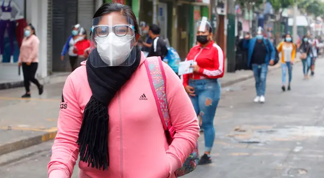 Conoce el orden correcto para usar la doble mascarilla