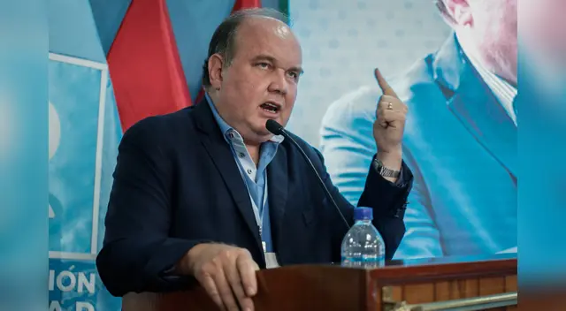 Rafael López Aliaga ratifica su voto por Keiko Fujimori.