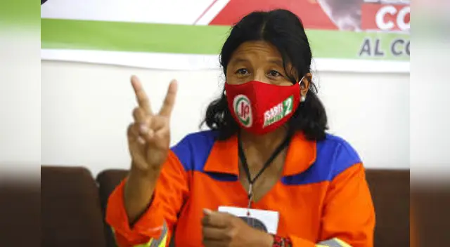 Isabel Cortez muestra su apoyo al líder de Perú Libre, Pedro Castillo. Isabel Cortez muestra su apoyo al líder de Perú Libre, Pedro Castillo.