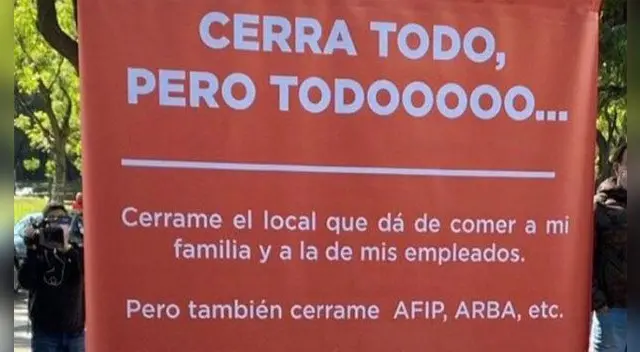 "Cierra lo que me da de comer, pero no te pago nada. Así estamos a mano", se lee en el mensaje. "Cierra lo que me da de comer, pero no te pago nada. Así estamos a mano", se lee en el mensaje.