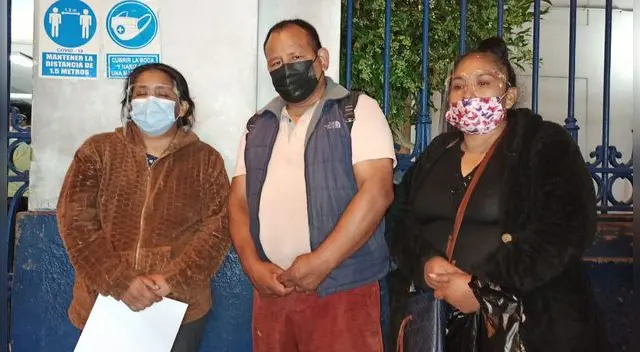 Familiares exigen explicación a la Marina sobre la muerte del infante Erick Alexander Huari Venturo.