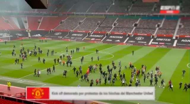 Hinchas invadieron el Teatro de los Sueños para protestar. Hinchas invadieron el Teatro de los Sueños para protestar.