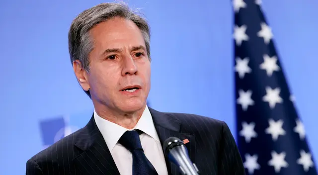 El secretario de Estado de EE.UU. Blinken y el canciller peruano Wagner coincidieron “en la importancia de atender las necesidades humanitarias de los migrantes venezolanos en Perú”. El secretario de Estado de EE.UU. Blinken y el canciller peruano Wagner coincidieron “en la importancia de atender las necesidades humanitarias de los migrantes venezolanos en Perú”.