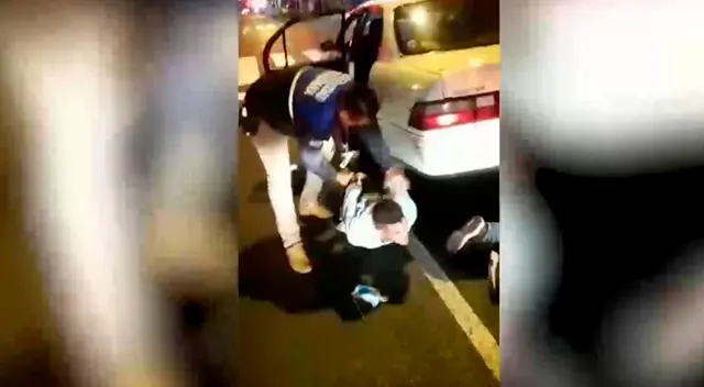 Habrían asaltado a clientes de cajero automático.