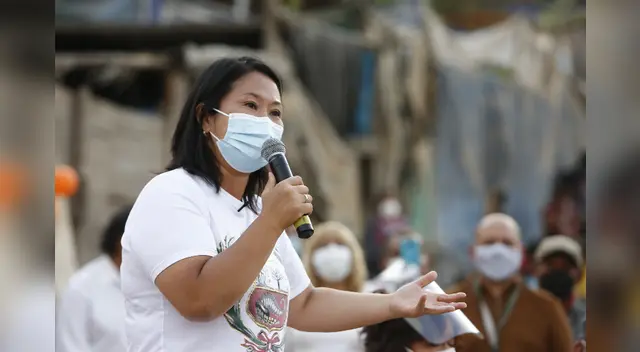 Keiko Fujimori asegura que entregará bono de S/ 10 mil a familias que perdieron a familiares por COVID-19. Keiko Fujimori asegura que entregará bono de S/ 10 mil a familias que perdieron a familiares por COVID-19.