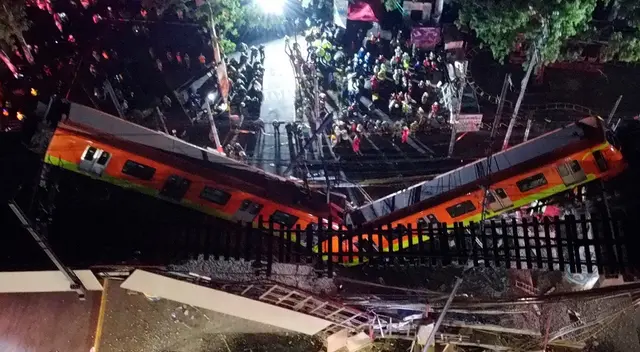 Vía elevado de un metro se desplomó. Vía elevado de un metro se desplomó.