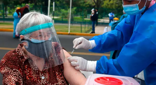 Se publicaron las fechas de reprogramación para la vacunación COVID-19 en mayores de 70 años. Se publicaron las fechas de reprogramación para la vacunación COVID-19 en mayores de 70 años.