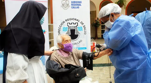 Se realizó jornada de salud en casa de reposo con tamizajes preventivos de glucosa, triglicéridos y colesterol.