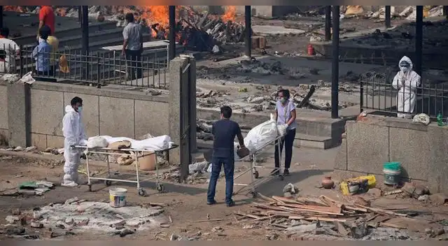 La India ya es el tercer país con más muertes por covid-19, según el recuento de la Universidad Johns Hopkins.