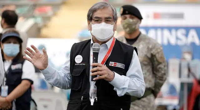 Ministro de Salud, Óscar Ugarte.