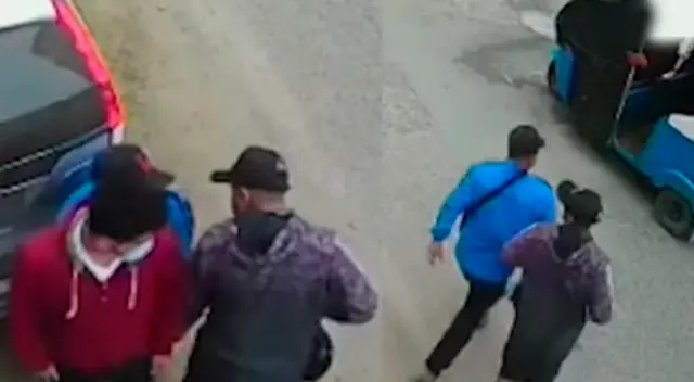 Roban a joven a plena luz del día y huyen en mototaxi.