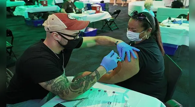 Nueva York ha fijado el 1 de julio como su fecha limite para la reapertura total luego de semanas de encierro.