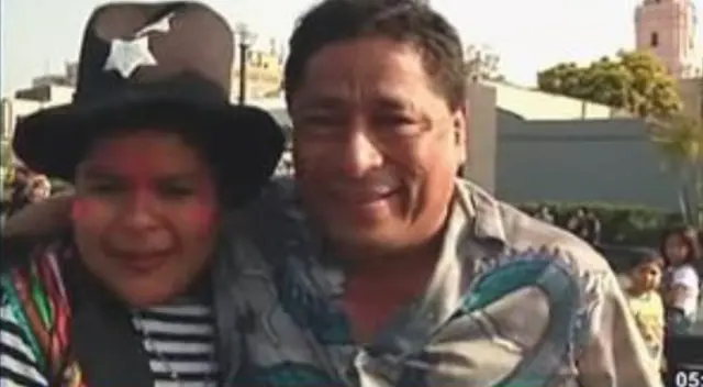 Johan Mendoza reveló que su padre perdió la vida en el hospital Sabogal tras una dura lucha contra la COVID-19.