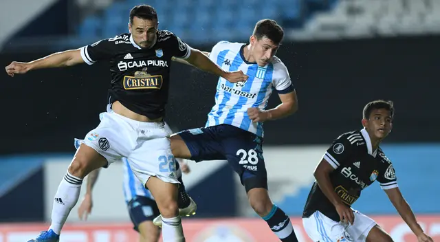 Cristal recibe a Racing en el Estadio Nacional. Cristal recibe a Racing en el Estadio Nacional.