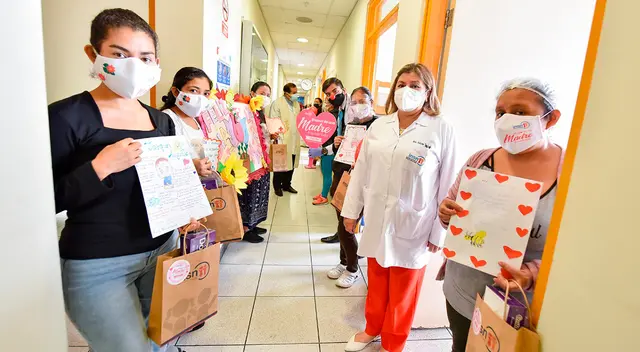 Mamás escribieron cartas para sus hijos que están hospitalizados.