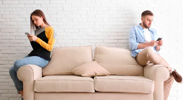 Entérate todo sobre las relaciones líquidas.