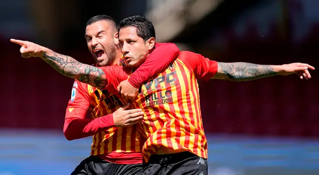 Lapadula fue convocado a la selección peruana para la Copa América 2021.