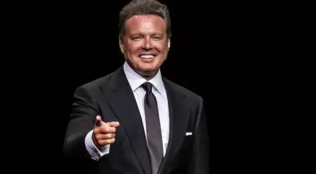 Luis Miguel también fue nominado como el mejor cantante latino de la década. Luis Miguel también fue nominado como el mejor cantante latino de la década.