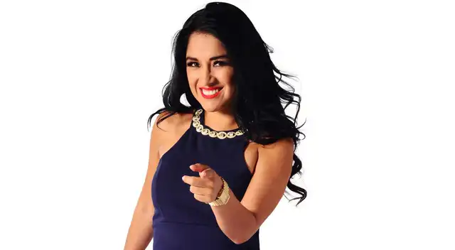 Una bella conductora de TV Perú Una bella conductora de TV Perú