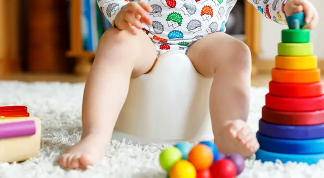 Averigua qué significa esto si le ocurre a tu pequeño al ir al baño. Averigua qué significa esto si le ocurre a tu pequeño al ir al baño.