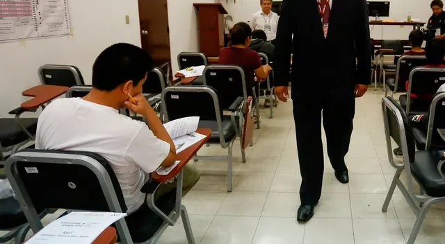 25 universidades públicas si lograron convocar a una prueba de ingreso. 25 universidades públicas si lograron convocar a una prueba de ingreso.