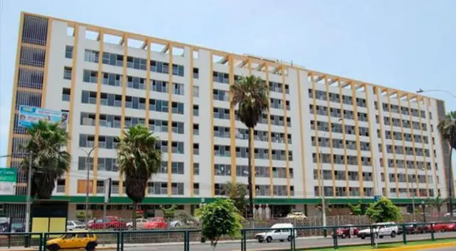 Condenan a seis años de cárcel a cuatro ex funcionarios del Hospital Nacional Daniel Alcides Carrión Condenan a seis años de cárcel a cuatro ex funcionarios del Hospital Nacional Daniel Alcides Carrión