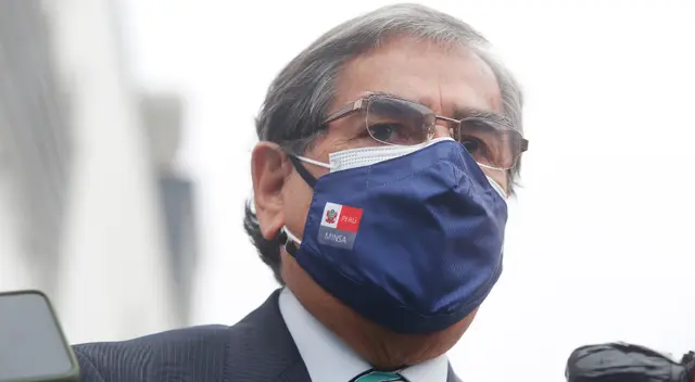 Ministro Óscar Ugarte se pronunció sobre la vacunación para la selección peruana. Ministro Óscar Ugarte se pronunció sobre la vacunación para la selección peruana.