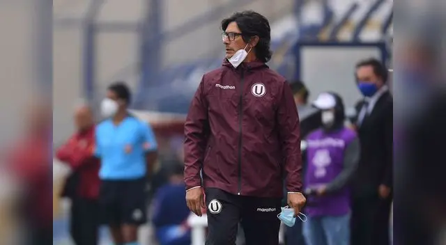 Angel Comizzo terminó fastiado con las expulsiones de tres de sus jugadores .