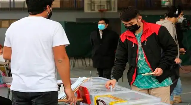 inicia el cierre de las mesas de sufragio inicia el cierre de las mesas de sufragio