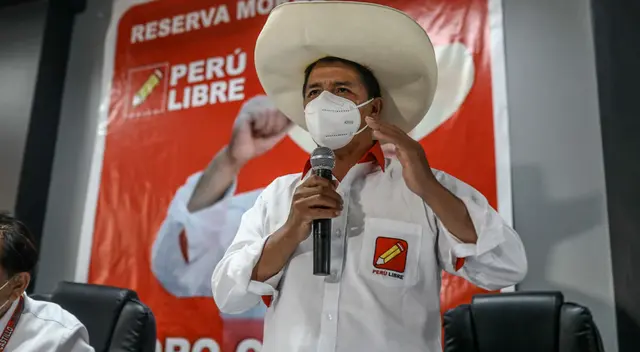 Pedro Castillo propone un impuesto a las sobreganancias y consulta para una Asamblea Constituyente Pedro Castillo propone un impuesto a las sobreganancias y consulta para una Asamblea Constituyente