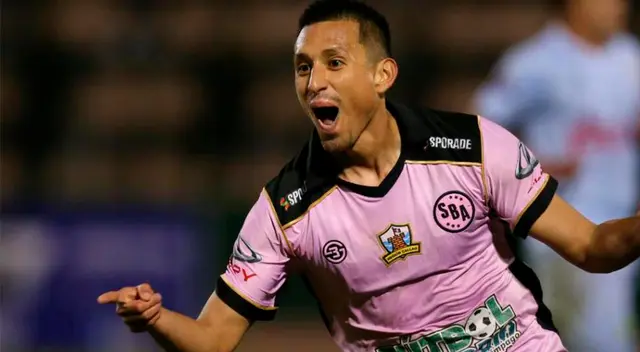 Manuel Tejada, en los últimos años en Sport Boys, jugó de lateral. Manuel Tejada, en los últimos años en Sport Boys, jugó de lateral.