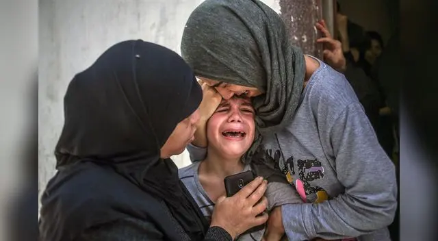 Al menos 174 palestinos han muerto, 47 de ellos niños, en los intensos bombardeos de Israel en Gaza desatados hace unos días y que parece no tener fin.