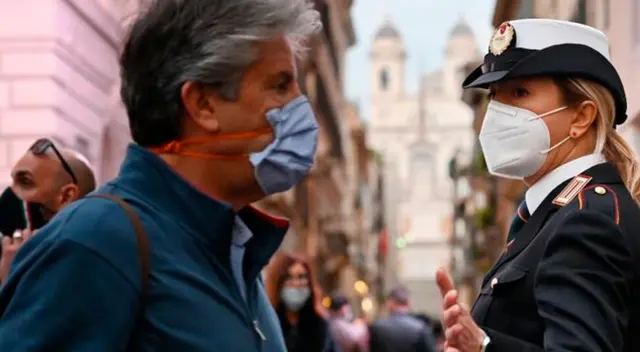 El Ministerio de Salud italiano no ha hecho ninguna declaración oficial sobre cuándo o si se puede cambiar la regla.