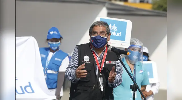 Óscar Ugarte aseguró incremento en el SIS para el beneficio de personas con COVID-19. Óscar Ugarte aseguró incremento en el SIS para el beneficio de personas con COVID-19.