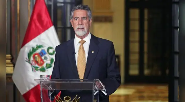 Francisco Sagasti aseguró que a finales del 2021 se vacunarán a mayores de 18 años Francisco Sagasti aseguró que a finales del 2021 se vacunarán a mayores de 18 años