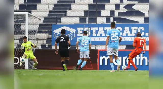 Mosquera preocupado por no contar con Távara, Lora y Gonzales.