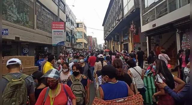 Minsa confirma la existencia de una nueva variante del COVID-19.