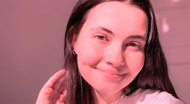 Los primeros signos de la enfermedad comenzaron a aparecer cuando solo tenía 8 años.