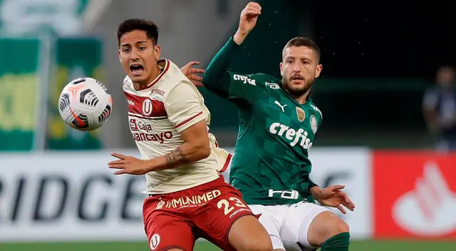 Universitario sufrió una de sus peores derrotas frente a Palmeiras.