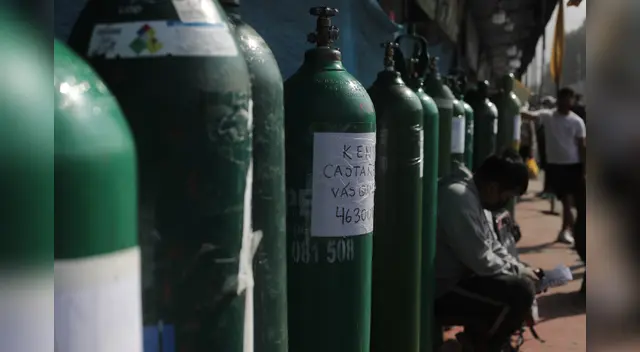 Según cifras del Minsa el número de fallecimientos por día se ha reducido. Según cifras del Minsa el número de fallecimientos por día se ha reducido.