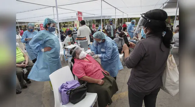 Minsa sostiene que personas fuera de ese rango no serán atendidas en esas fechas.