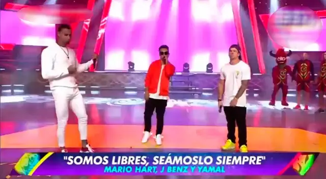 Mario Hart y Jota Benz cantan su nuevo tema en EEG. Mario Hart y Jota Benz cantan su nuevo tema en EEG.