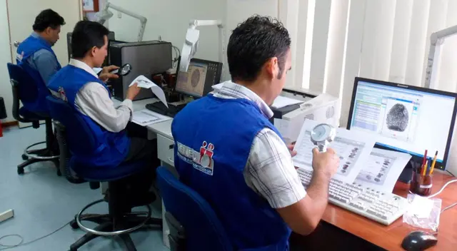 Aprende a solicitar una cita en el Reniec para recoger tu DNI antes de las elecciones 2021.