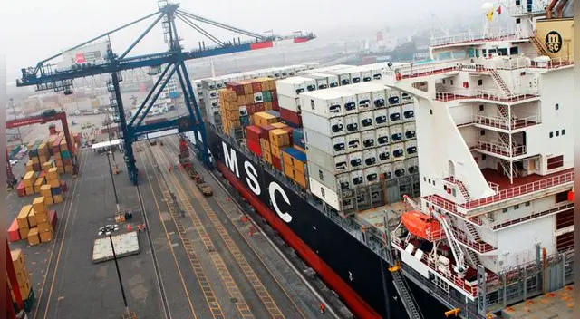 APMTC propone el incremento de la inversión total del proyecto a US$ 1,095 millones, casi US$ 350 adicionales respecto al contrato original, cuya responsabilidad sería de la compañía al 100 %. APMTC propone el incremento de la inversión total del proyecto a US$ 1,095 millones, casi US$ 350 adicionales respecto al contrato original, cuya responsabilidad sería de la compañía al 100 %.