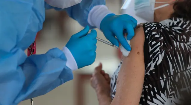 Síntomas del COVID-19 si ya recibiste la vacuna.