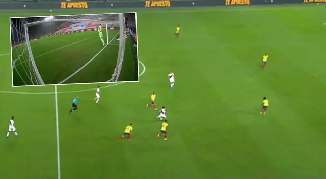 Gianluca Lapadula casi pone el descuento ante Colombia en el Estadio Nacional.