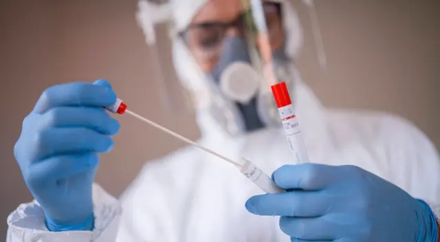 El COVID-19 tarde en mostrar síntomas, por eso recomendamos repetir tu prueba si no estás seguro unas semanas después. El COVID-19 tarde en mostrar síntomas, por eso recomendamos repetir tu prueba si no estás seguro unas semanas después.