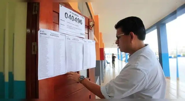 El jefe de la ONPE, Piero Corvetto, informó que los primeros resultados de la segunda vuelta electoral a realizarse este domingo 6 de junio se conocerán a las 11:30 pm de mañana.