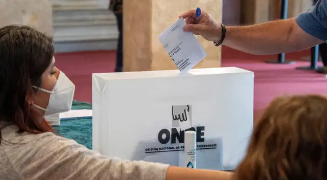 Hoy se lleva a cabo la segunda vuelta electoral para elegir al nuevo presidente del Perú.